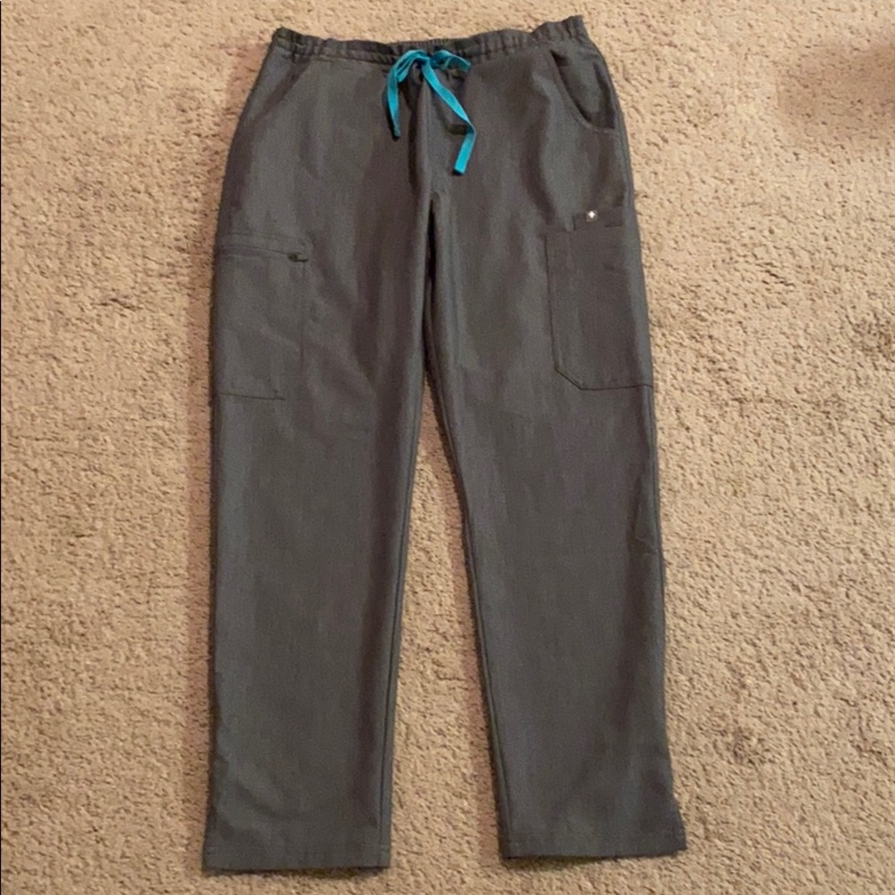 Figs Graphite Yola